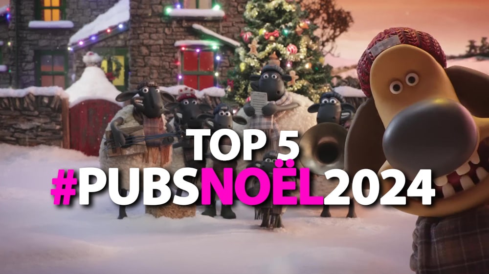 Spot publicitaire de Noël en stop-motion : personnages animés façon Shaun le Mouton devant un village enneigé